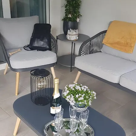 Margareta * 기에네스디아스